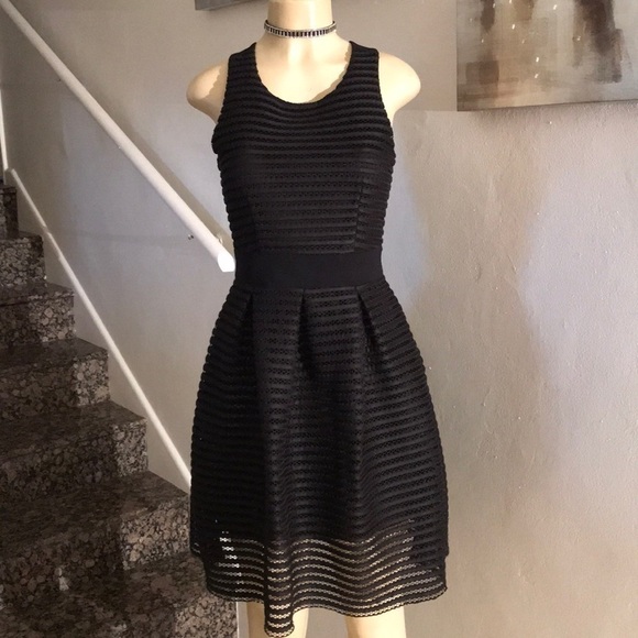 ISANI for Target Dress - Picture 2 of 10